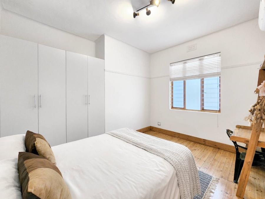 To Let 2 Bedroom Property for Rent in Sea Point Western Cape